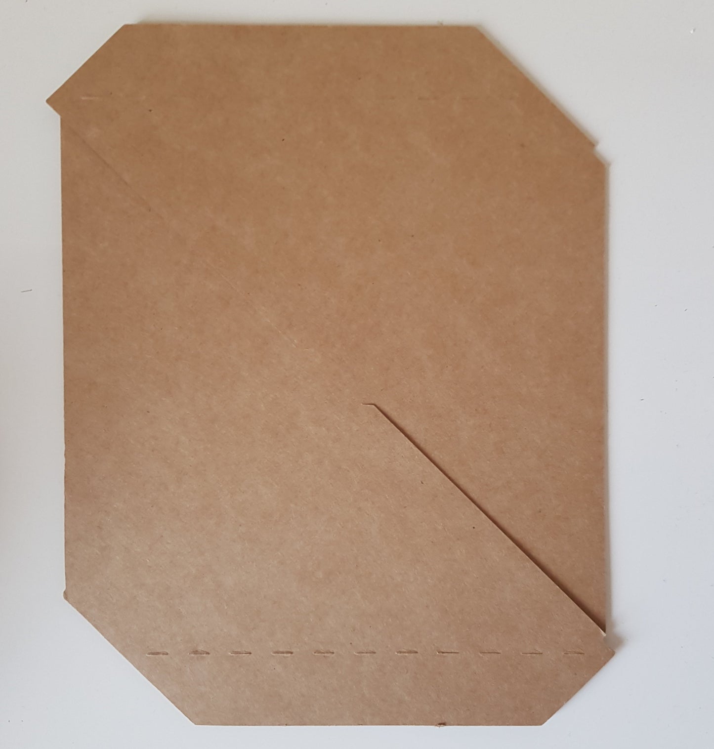 8 Corner Protectors: Multi-depth Cardboard Corners