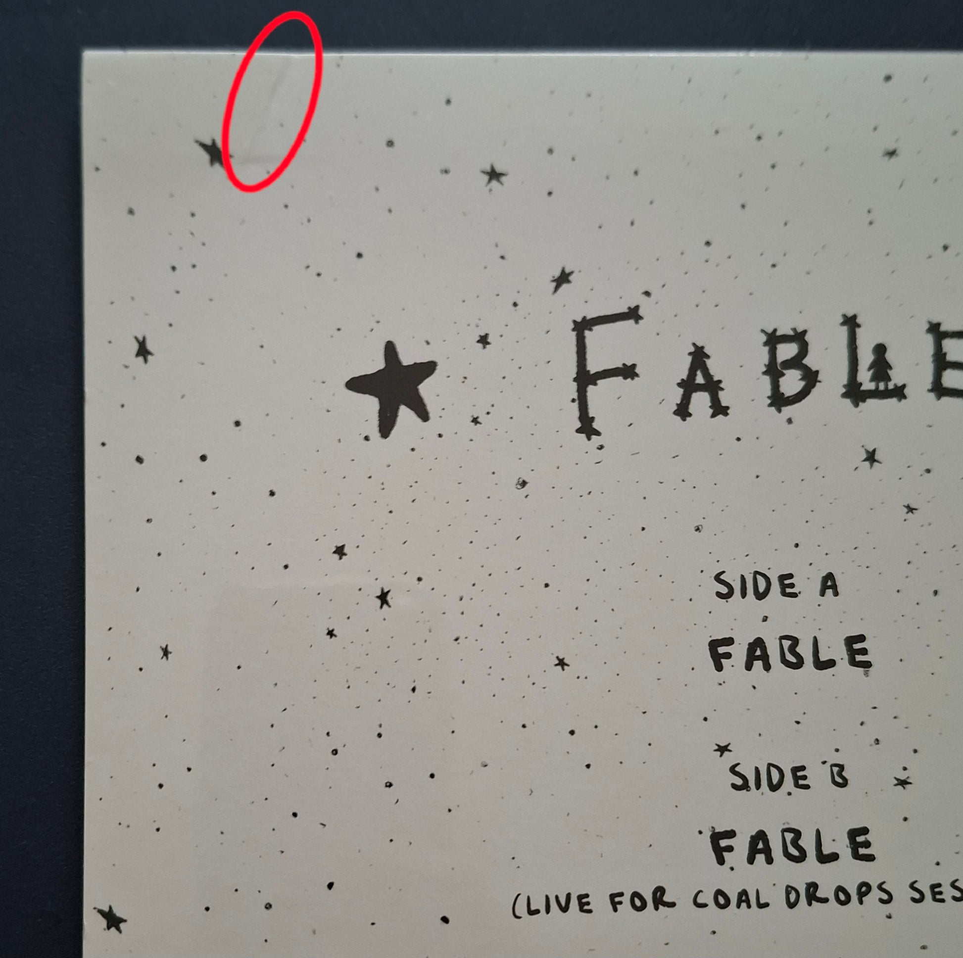 Fable-Gigi-Perez-Blue-Vinyl-7-inch-Crease-Back