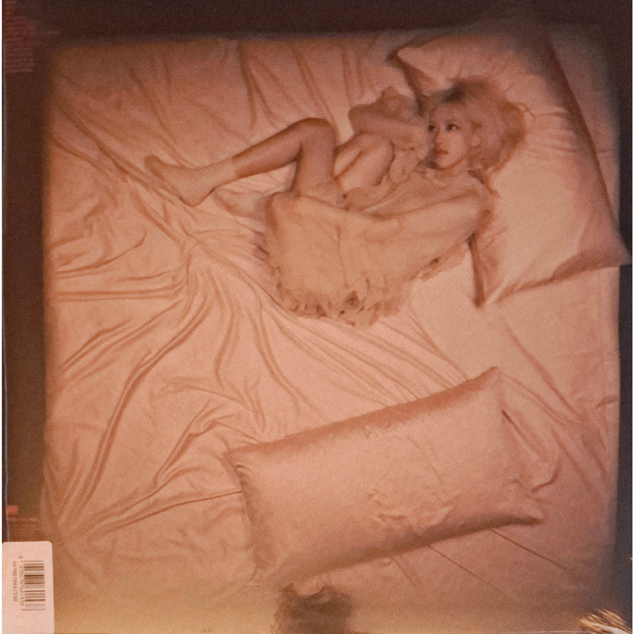 Rosé: Rosie - Vampirehollie Edition Clear Vinyl LP with Alt Rosé: Rosie - Vampirehollie Edition Clear Vinyl LP with Alt