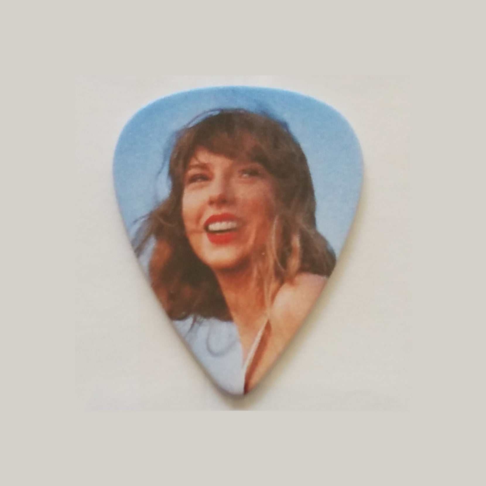 Taylor-Swift-1989-Japan-7in-Deluxe-CD-Guitar-Pick