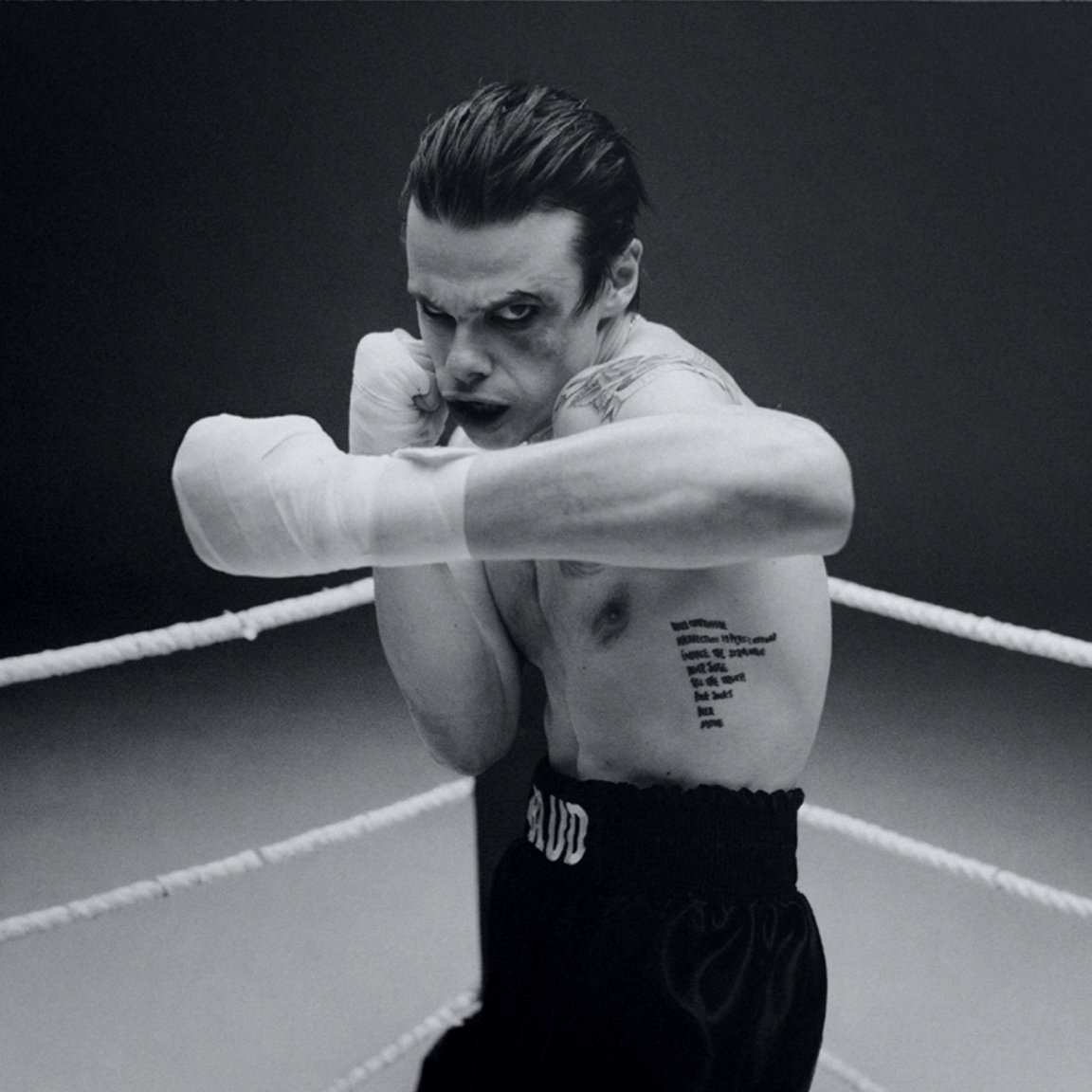 Yungblud-Idols-Unique-CD-Wallet-1-of-6-CD-Album